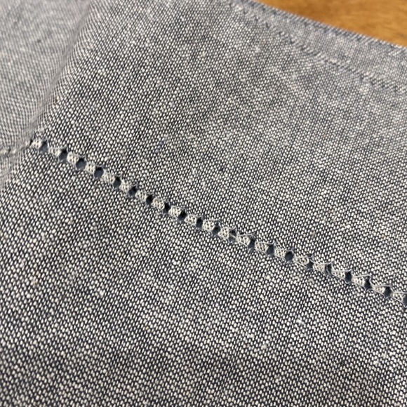 NWT.  8piece, placemats/napkin set. - Picture 11 of 12